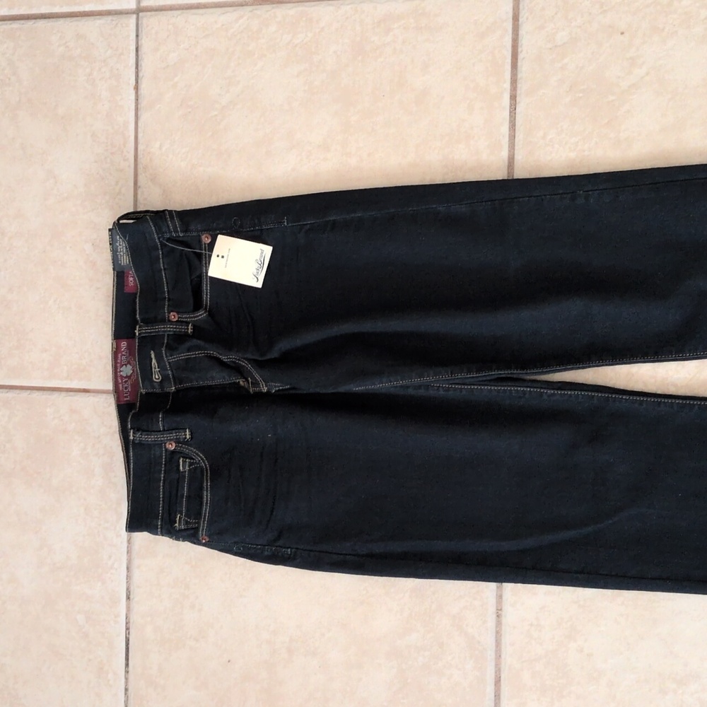 Lucky Brand Dark Wash Sofia Stright Jeans Size 27 NWT - Picture 3 of 5